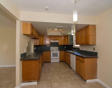 8604 Brookline Avenue - Photo Thumbnail 1