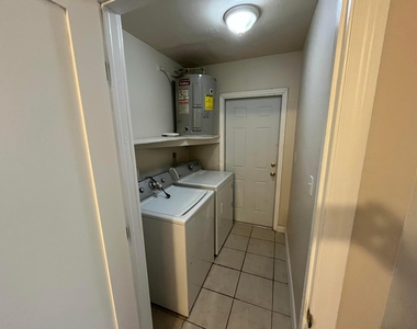 1335 Nw 7th Terrace - Photo Thumbnail 10