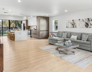 1125 N K Street - Photo Thumbnail 3