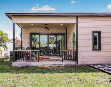 1125 N K Street - Photo Thumbnail 24
