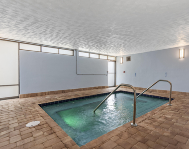 800 Jeffery Street - Photo Thumbnail 36