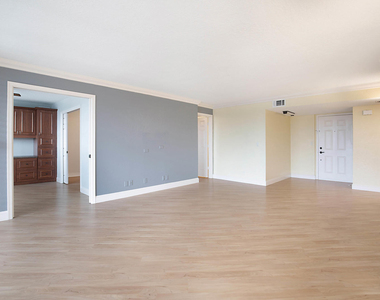 800 Jeffery Street - Photo Thumbnail 5