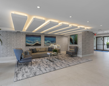 800 Jeffery Street - Photo Thumbnail 31