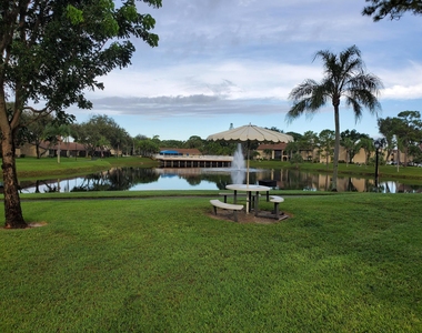 603 Sea Pine Way - Photo Thumbnail 16