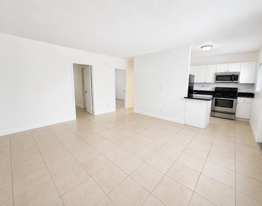 701 Sw 14th Avenue - Photo Thumbnail 4
