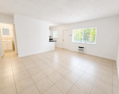 701 Sw 14th Avenue - Photo Thumbnail 6