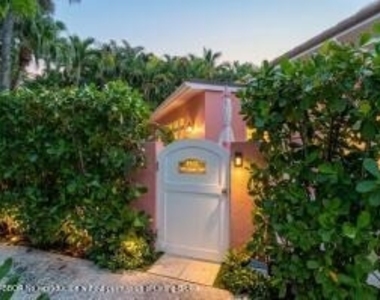 142 Peruvian Avenue - Photo Thumbnail 1