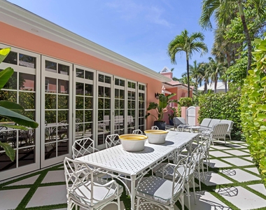 142 Peruvian Avenue - Photo Thumbnail 20