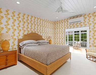 142 Peruvian Avenue - Photo Thumbnail 10