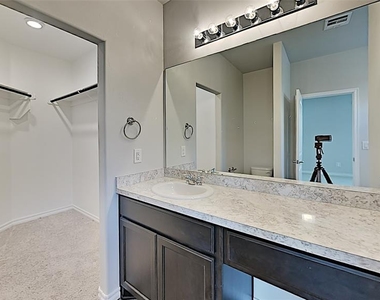 2516 Caden Court - Photo Thumbnail 10
