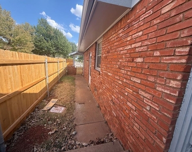 9909 Sunnymeade Place - Photo Thumbnail 26