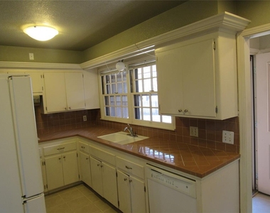 9909 Sunnymeade Place - Photo Thumbnail 7