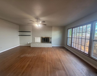 9909 Sunnymeade Place - Photo Thumbnail 15