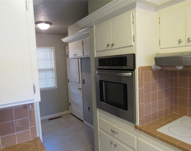 9909 Sunnymeade Place - Photo Thumbnail 8