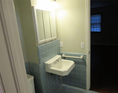 9909 Sunnymeade Place - Photo Thumbnail 14