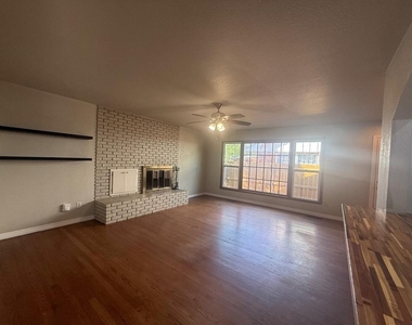 9909 Sunnymeade Place - Photo Thumbnail 13
