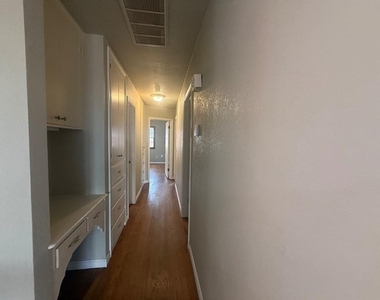 9909 Sunnymeade Place - Photo Thumbnail 16