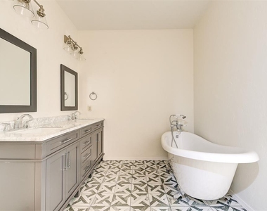 3208 Castlerock Road - Photo Thumbnail 18