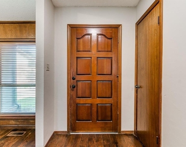 4721 Persimmon Court - Photo Thumbnail 19