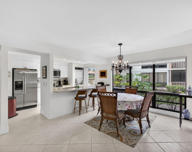 611 Brackenwood Cove - Photo Thumbnail 5