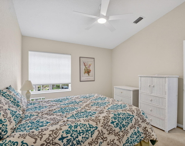7910 Laina Lane - Photo Thumbnail 41