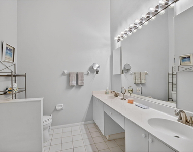 7910 Laina Lane - Photo Thumbnail 31