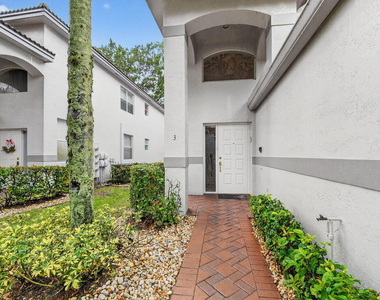 7910 Laina Lane - Photo Thumbnail 2