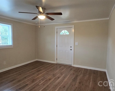 732 Taylor Street - Photo Thumbnail 1