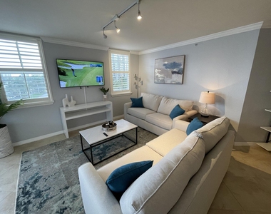 1801 N Flagler Drive - Photo Thumbnail 5