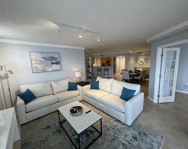 1801 N Flagler Drive - Photo Thumbnail 6
