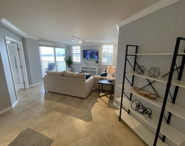 1801 N Flagler Drive - Photo Thumbnail 4