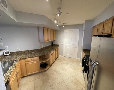 1801 N Flagler Drive - Photo Thumbnail 2