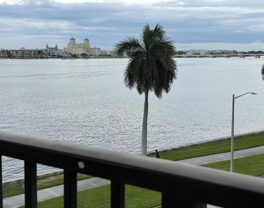 1801 N Flagler Drive - Photo Thumbnail 9