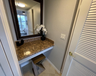 1801 N Flagler Drive - Photo Thumbnail 16