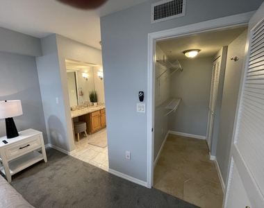 1801 N Flagler Drive - Photo Thumbnail 36