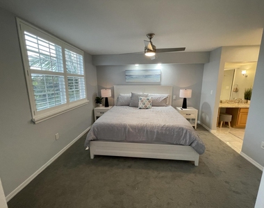 1801 N Flagler Drive - Photo Thumbnail 33