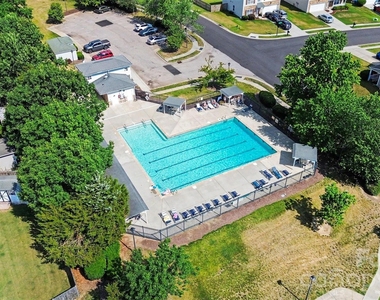 1820 Meadow Crossing Drive - Photo Thumbnail 30