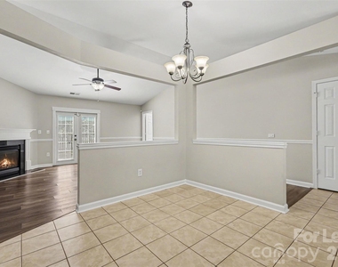 1820 Meadow Crossing Drive - Photo Thumbnail 1