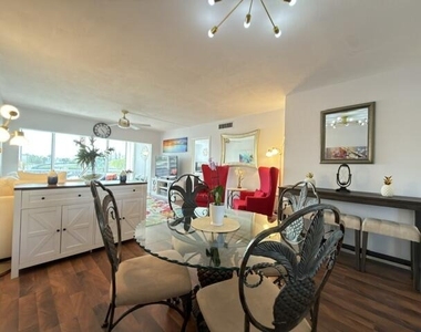29 Yacht Club Drive - Photo Thumbnail 7