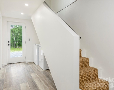 286 Berkeley Road - Photo Thumbnail 10