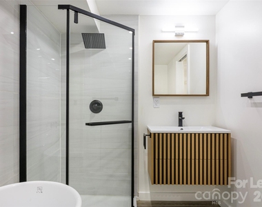 286 Berkeley Road - Photo Thumbnail 12