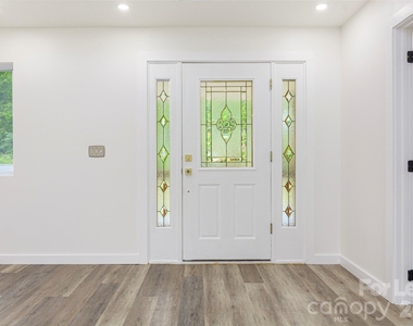 286 Berkeley Road - Photo Thumbnail 4