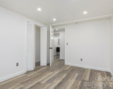 286 Berkeley Road - Photo Thumbnail 14