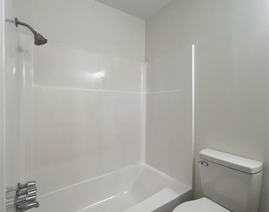 1214 Northwoods Drive - Photo Thumbnail 8