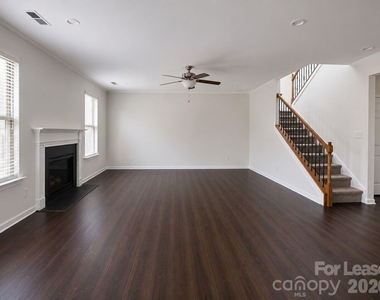 2572 Shoal Park Road - Photo Thumbnail 8
