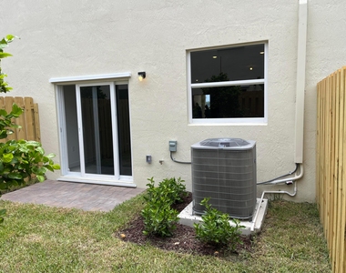 2624 Se 25th - Photo Thumbnail 17