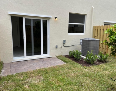 2624 Se 25th - Photo Thumbnail 15