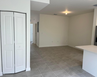 2624 Se 25th - Photo Thumbnail 11