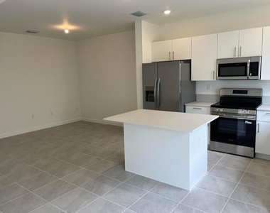 2624 Se 25th - Photo Thumbnail 10