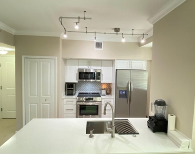 225 Ne 1st Street - Photo Thumbnail 1